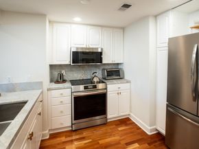 1 W Edith Avenue A101, Los Altos CA 94022