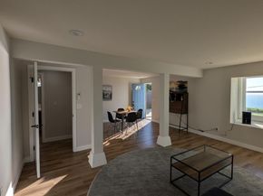 910 Skyline Drive, Daly City CA 94015