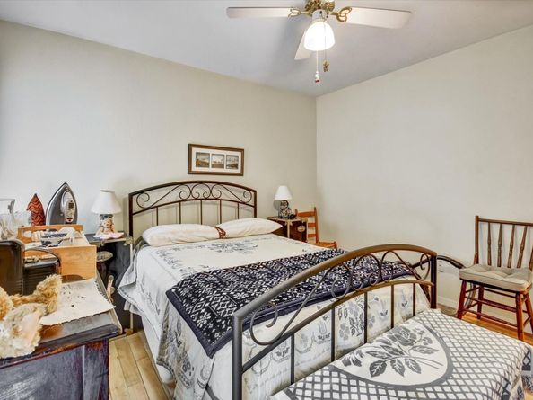 255 Nimitz Avenue, Redwood City CA 94061