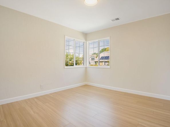 720 Lockhaven Drive, Pacifica CA 94044