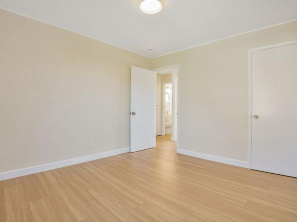 720 Lockhaven Drive, Pacifica CA 94044