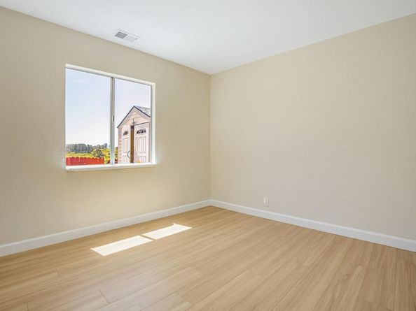 720 Lockhaven Drive, Pacifica CA 94044