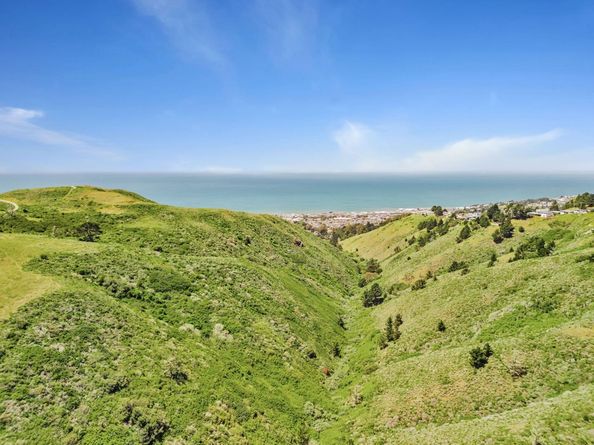 720 Lockhaven Drive, Pacifica CA 94044
