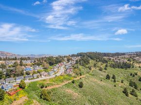 720 Lockhaven Drive, Pacifica CA 94044