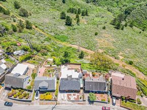 720 Lockhaven Drive, Pacifica CA 94044
