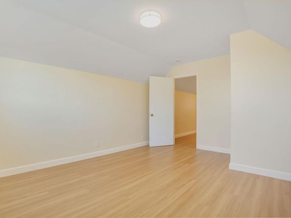 720 Lockhaven Drive, Pacifica CA 94044