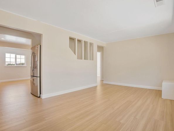 720 Lockhaven Drive, Pacifica CA 94044