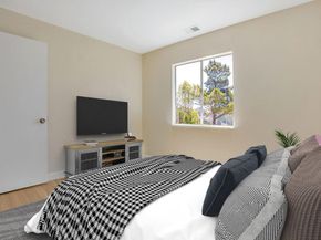 720 Lockhaven Drive, Pacifica CA 94044