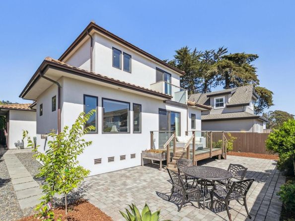 2786 Pullman Avenue, Half Moon Bay CA 94019