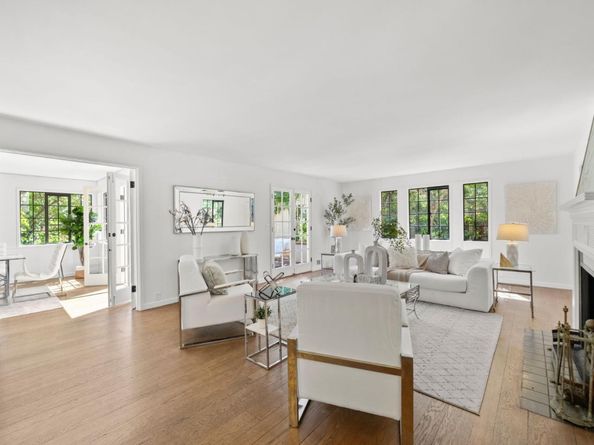 2365 Waverley Street, Palo Alto CA 94301