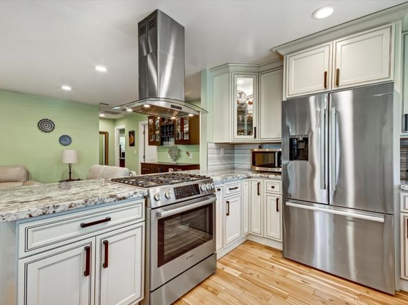 163 Roxbury, Santa Clara CA 95050