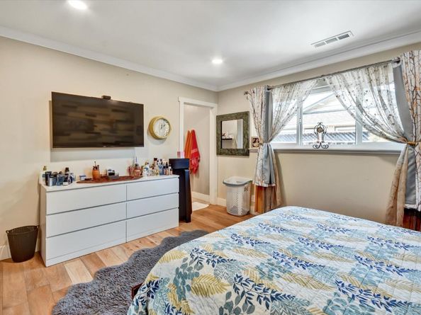 163 Roxbury, Santa Clara CA 95050