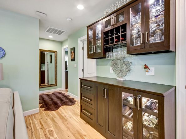 163 Roxbury, Santa Clara CA 95050