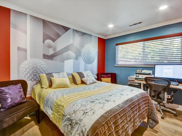 163 Roxbury, Santa Clara CA 95050