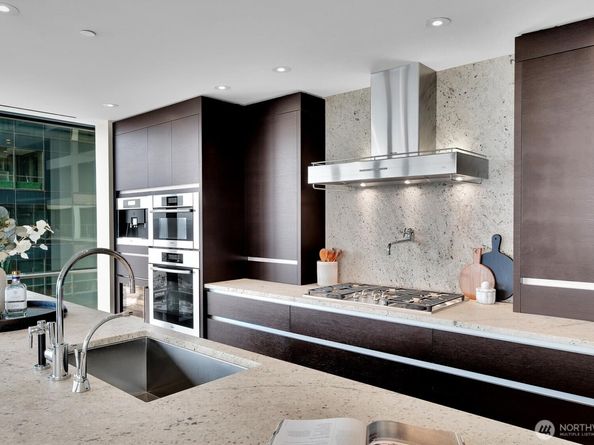 99 Union St #1205 & #1206, Seattle WA 98101