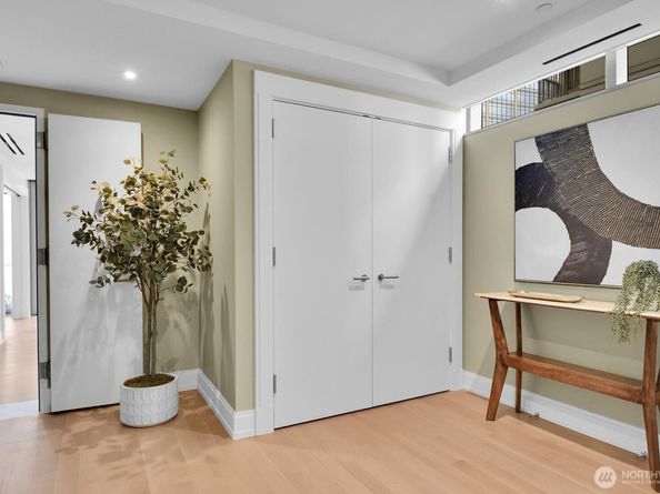 99 Union St #1205 & #1206, Seattle WA 98101