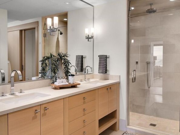 99 Union St #1205 & #1206, Seattle WA 98101