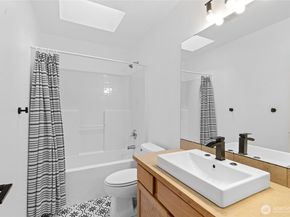 29918 49th Lane S 5, Auburn WA 98001