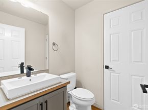 29918 49th Lane S 5, Auburn WA 98001