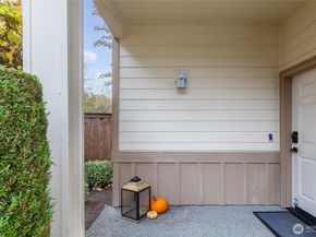 29918 49th Lane S 5, Auburn WA 98001