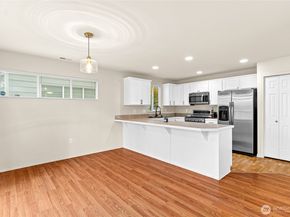 29918 49th Lane S 5, Auburn WA 98001