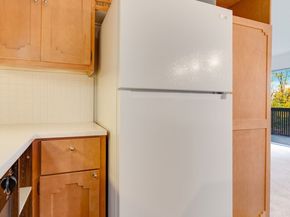 1425 S Puget Drive B3, Renton WA 98055