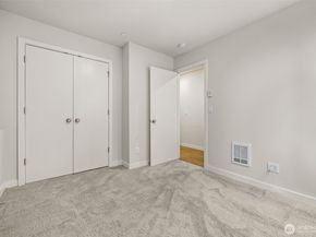 7132 Beacon Avenue S A, Seattle WA 98108