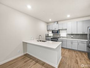 7132 Beacon Avenue S A, Seattle WA 98108