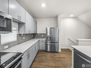 7132 Beacon Avenue S A, Seattle WA 98108