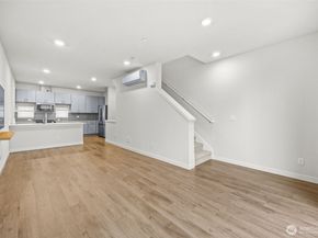 7132 Beacon Avenue S A, Seattle WA 98108