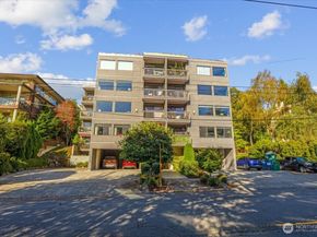 654 W Olympic Place 101, Seattle WA 98119