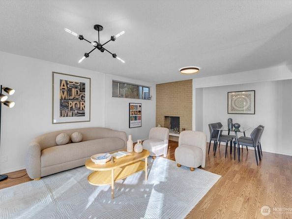 654 W Olympic Place 101, Seattle WA 98119