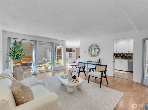 654 W Olympic Place 101, Seattle WA 98119