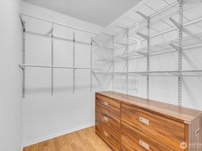 654 W Olympic Place 101, Seattle WA 98119