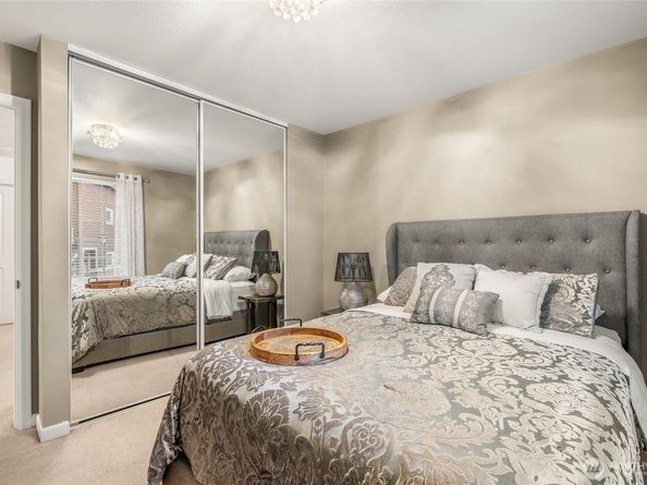 16239 2nd Place S, Seattle WA 98148