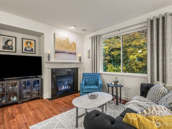 16239 2nd Place S, Seattle WA 98148