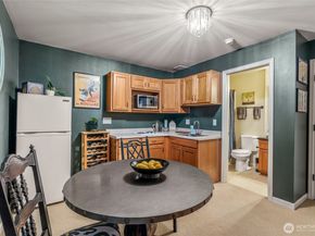 16239 2nd Place S, Seattle WA 98148