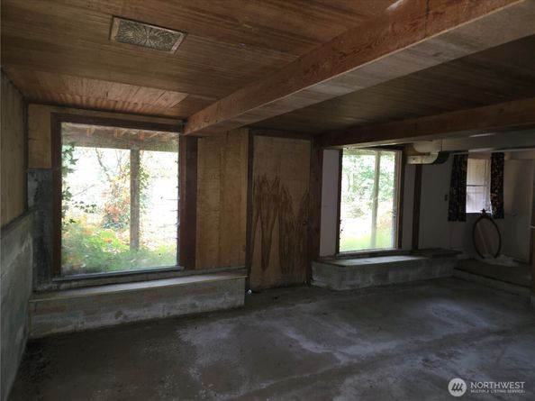 10415 Slater Avenue NE, Kirkland WA 98033