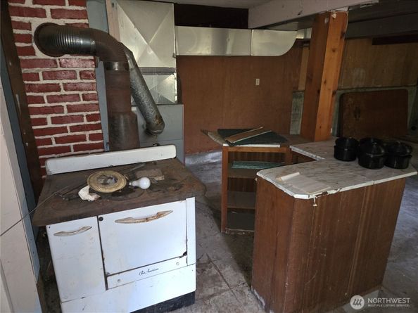 10415 Slater Avenue NE, Kirkland WA 98033