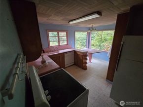 10415 Slater Avenue NE, Kirkland WA 98033