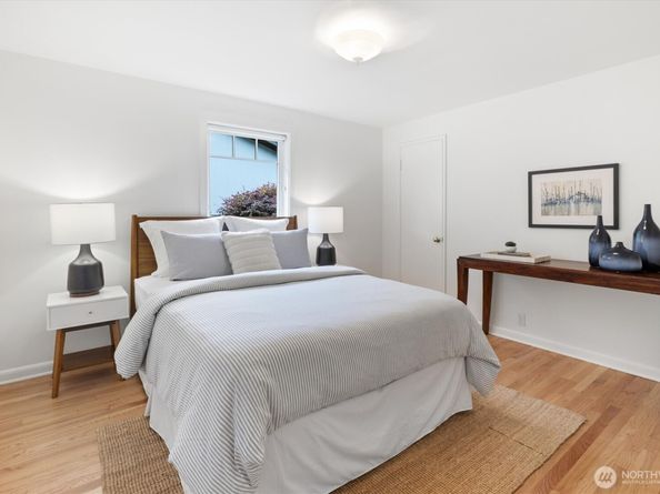 6703 36th Avenue NW, Seattle WA 98117