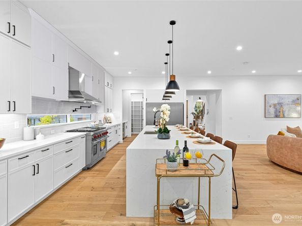 218 163rd Place SE, Bellevue WA 98008