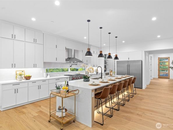 218 163rd Place SE, Bellevue WA 98008