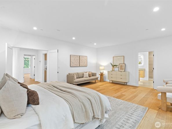 218 163rd Place SE, Bellevue WA 98008