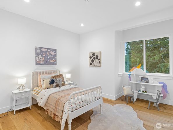 218 163rd Place SE, Bellevue WA 98008