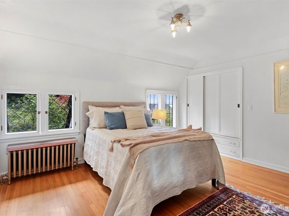 16349 Maplewild Avenue SW, Burien WA 98166