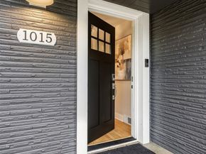 1015 1st Street, Kirkland WA 98033