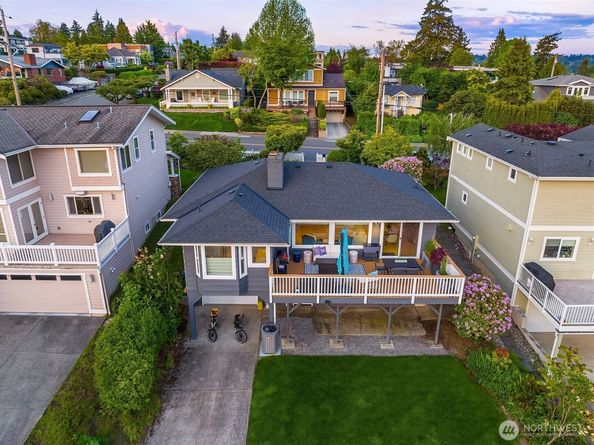 1015 1st Street, Kirkland WA 98033