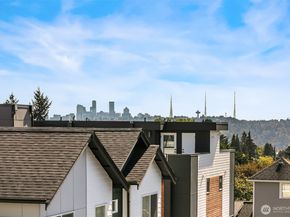 8326 14th Avenue NW, Seattle WA 98117