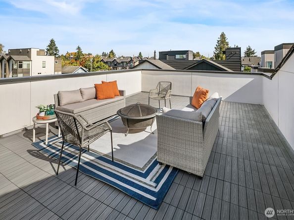 8326 14th Avenue NW, Seattle WA 98117